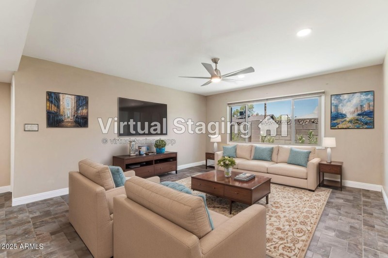 8_3512-s-elm-st-8 - Living Room - Standa