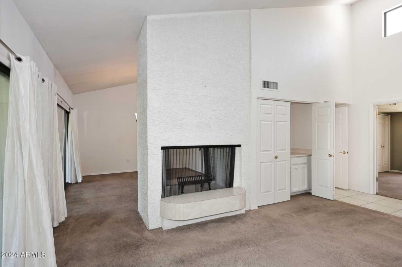 Living Room-Fireplace