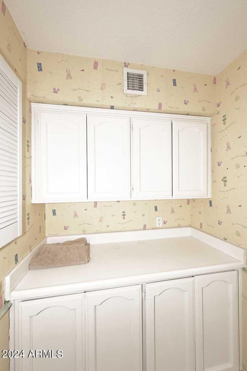 Launrdy Room-Storage