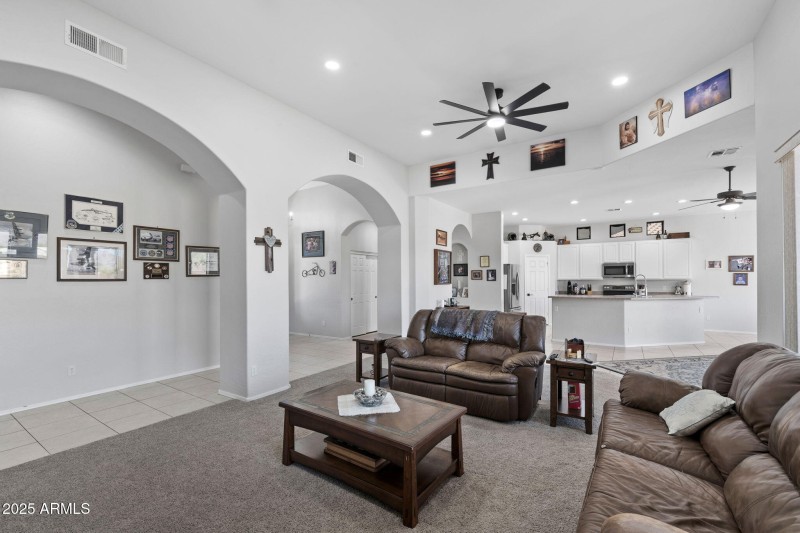 14__11518 E Enrose St