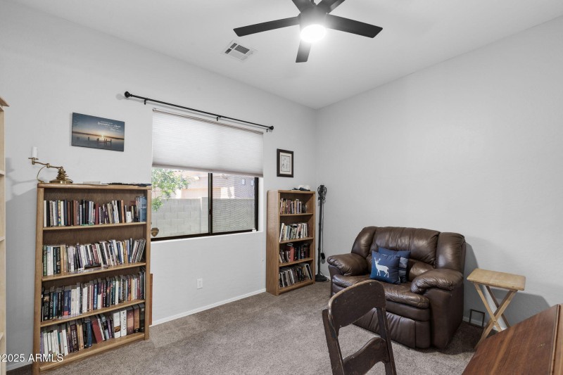 25__11518 E Enrose St