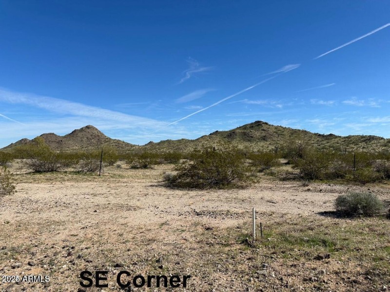SE Corner