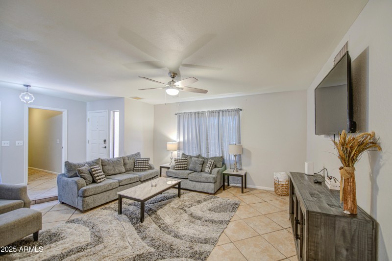 Living Room 4