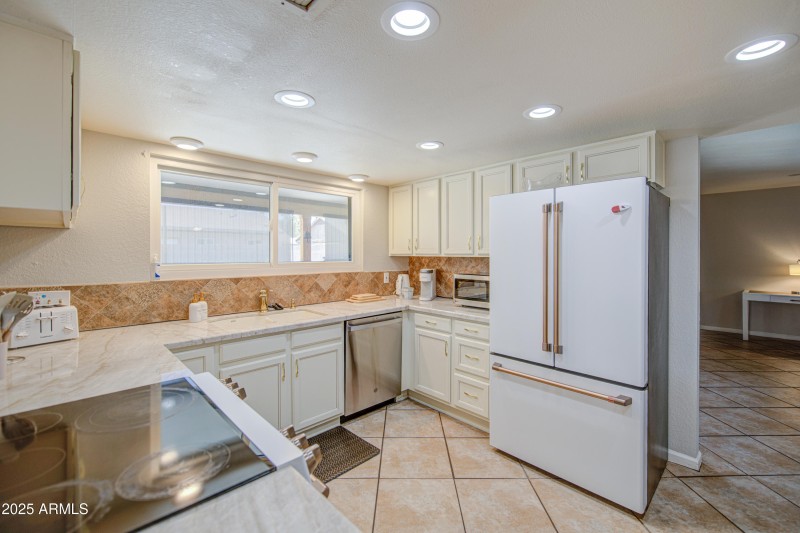 Kitchen 3