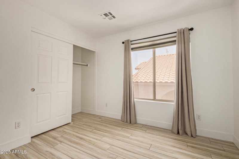 21 - 3rd bedroom