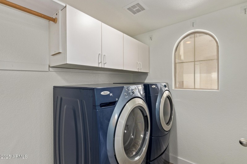 28 -Laundry