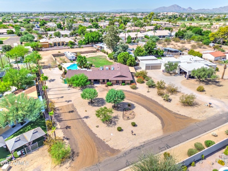 9511 E Gary Rd-3