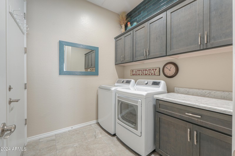 Laundry w/ Extra Cabinets