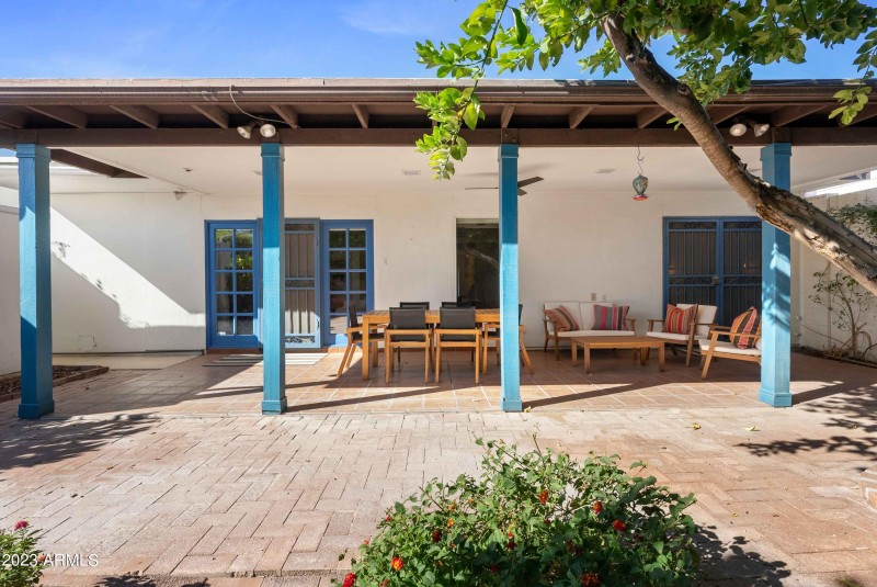 Plenty of Space to Entertain