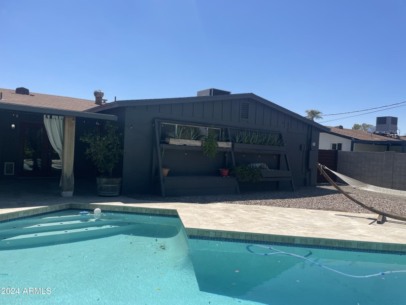 pool