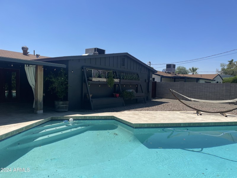 pool2