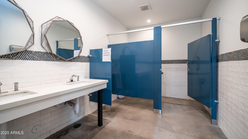 700 N Cooper Rd-9