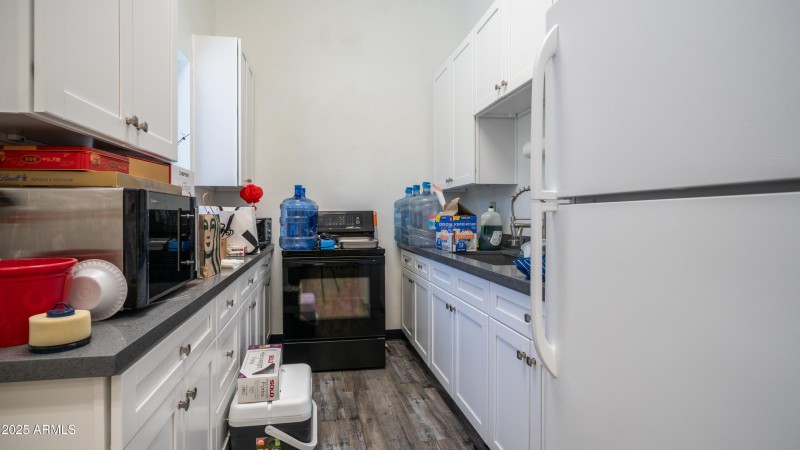 700 N Cooper Rd-12