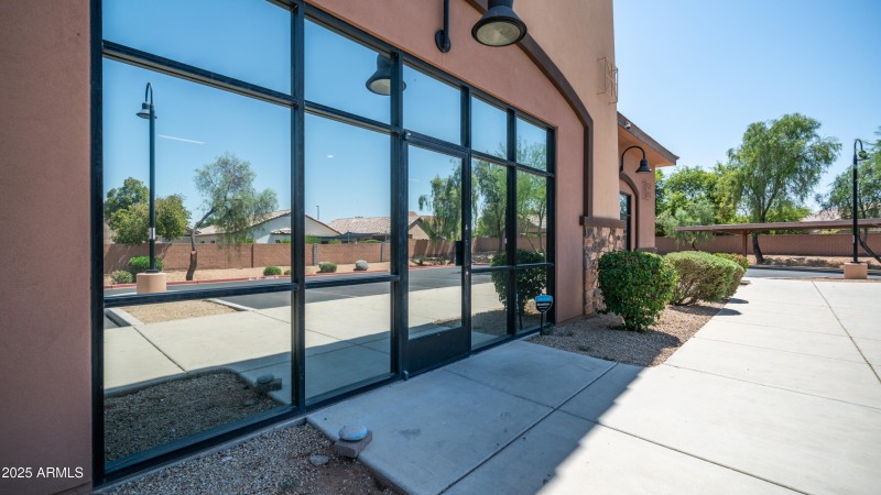 700 N Cooper Rd-19