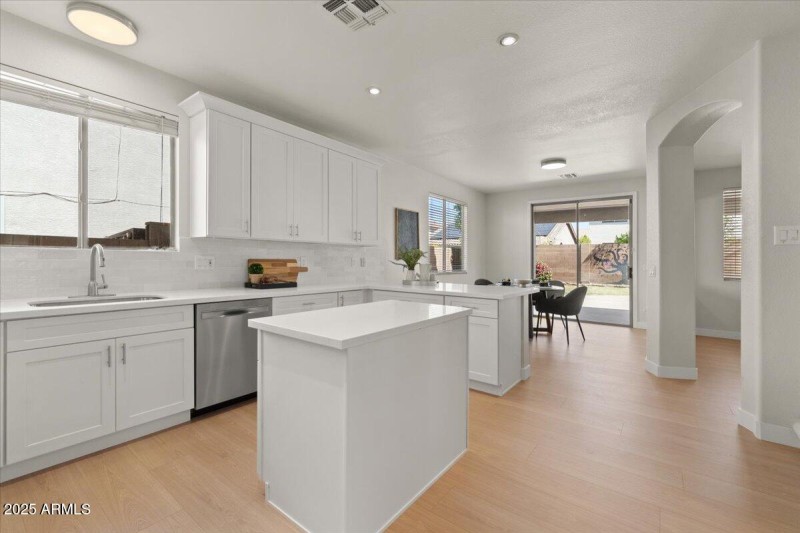19-Kitchen