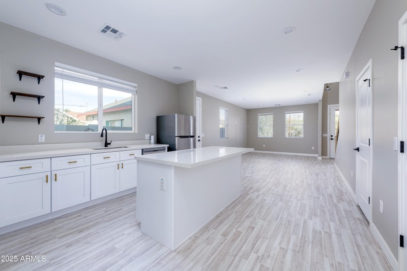 UNIT 1 KITCHEN