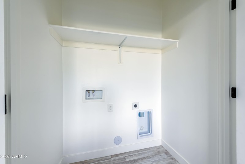 UNIT 1 LAUNDRY