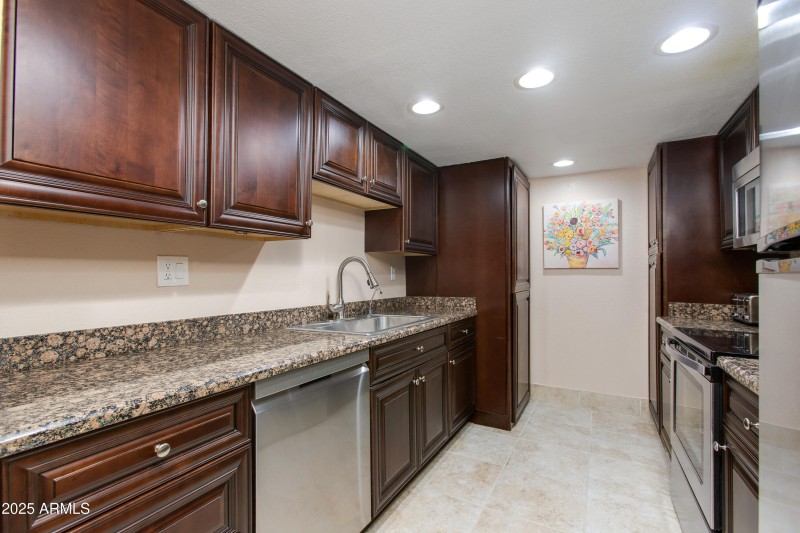 UPGRADED KITCHEN