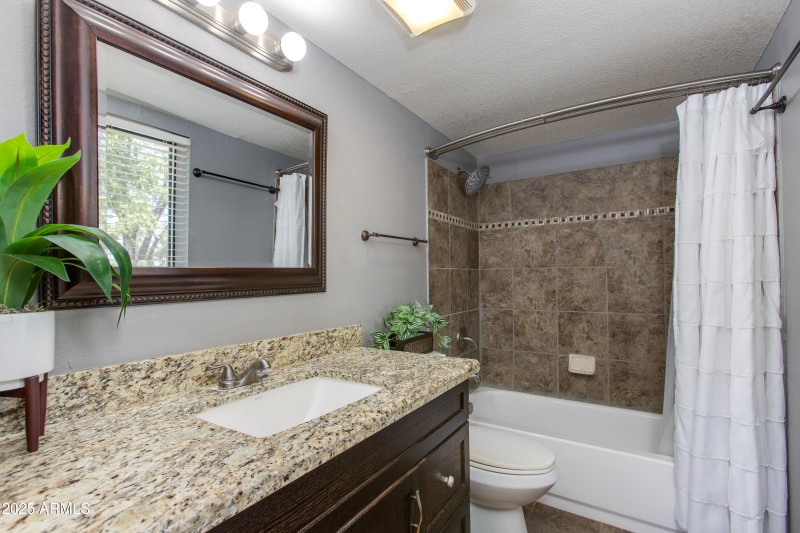2ND BATHROOM