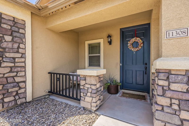 5-web-or-mls-Sable Ave-5