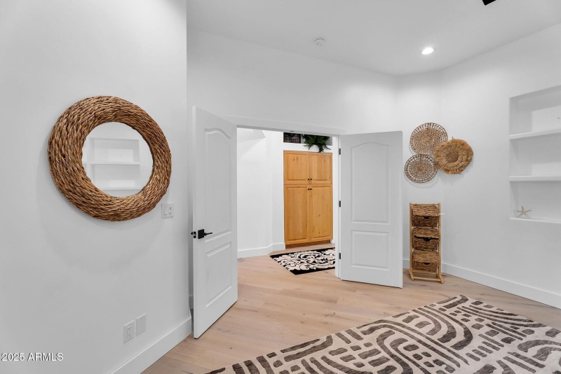32-web-or-mls-Vista-32