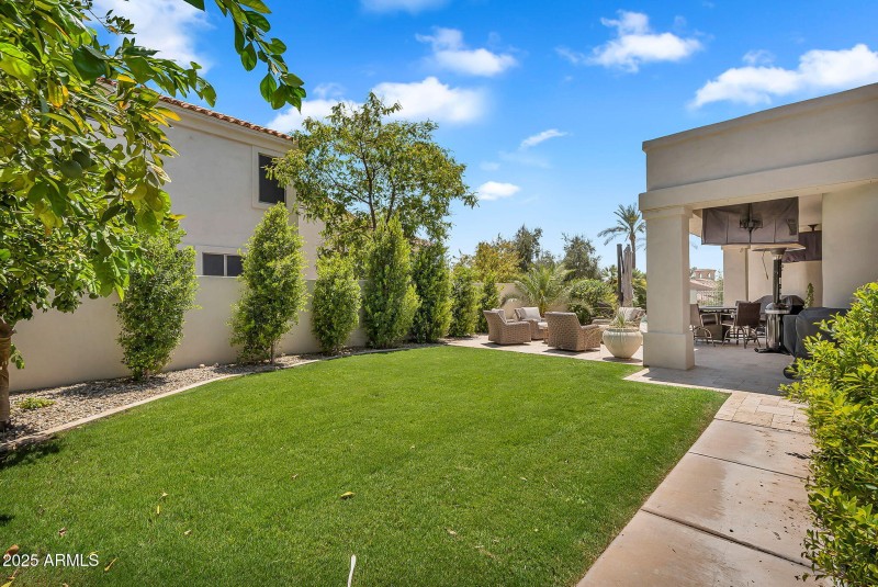 80-web-or-mls-Vista-79