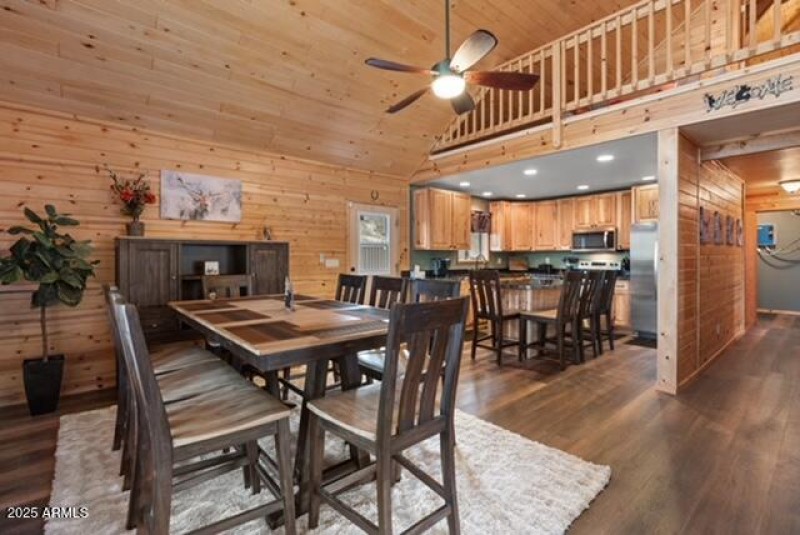 Dining Area-Kitchen-2343 E Dovetail Trai