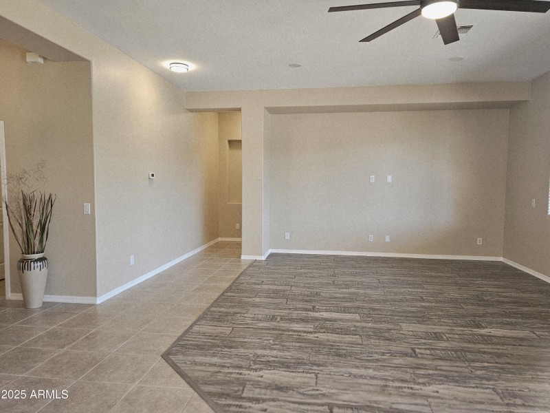 16837 W NORTHAMPTON RD, Surprise, AZ 853