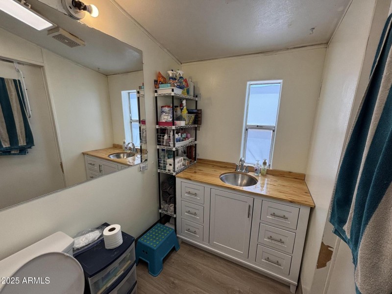 North Bathroom1