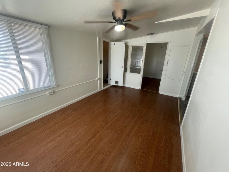 11102 W Indiana Ave (33)