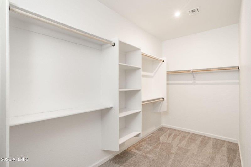 13-web-or-mls-5656-e-killen-loop