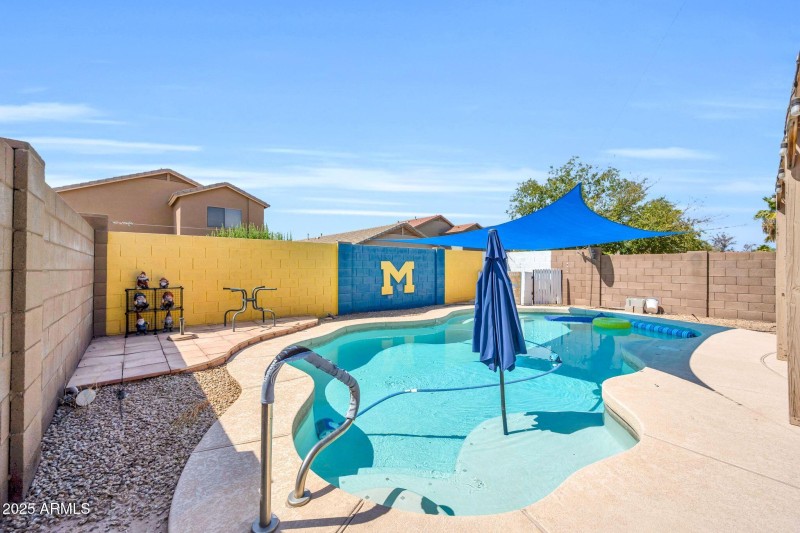 Sparkling Pool