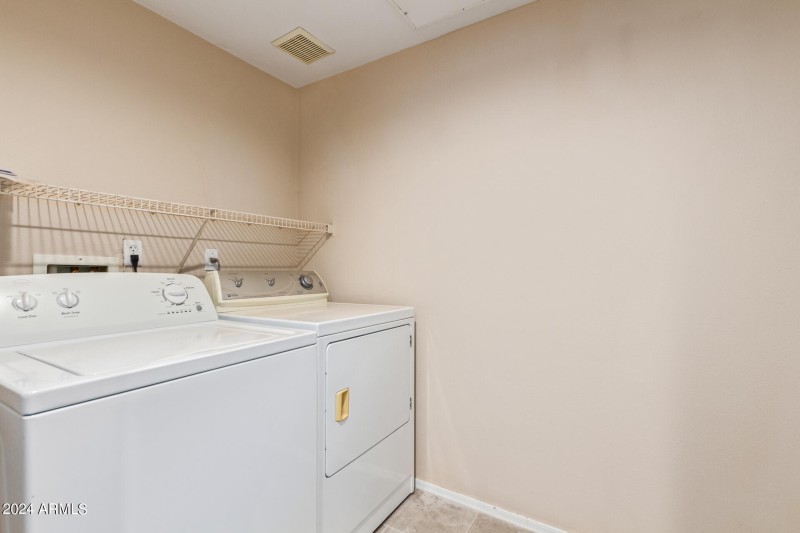 0023-23 - Indian School