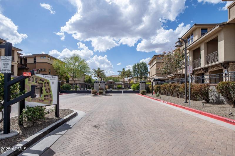 35-web-or-mls-_TMR2002