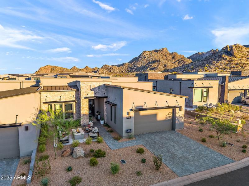 Welcome to Sereno Canyon!