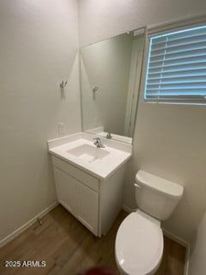 18 downstairs powder room