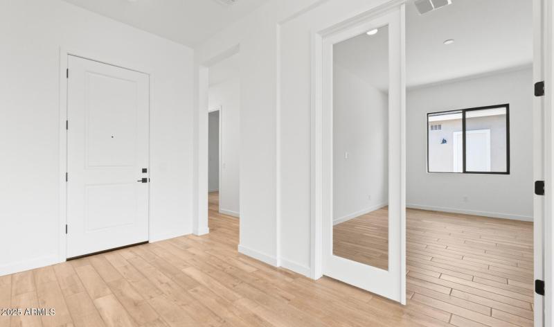 FSVV Homesite #4 Den (Large)