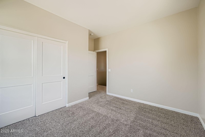 21 - 5523 Guest Room 2