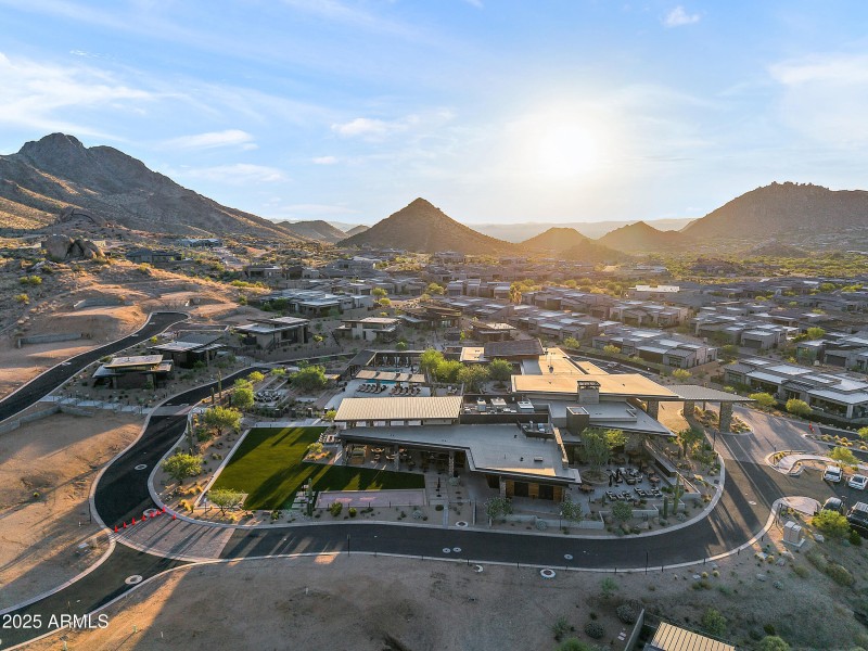 Welcome to Sereno Canyon!