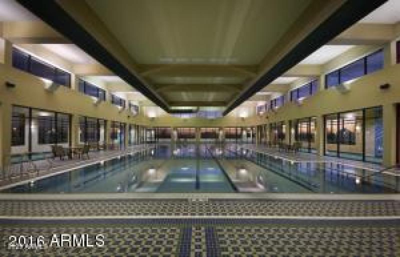 6.INDOOR POOL