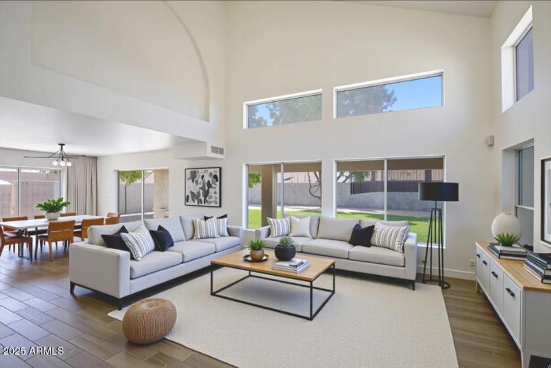 virtually staged living