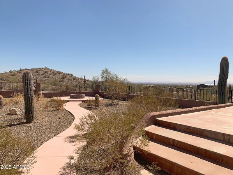 Backyard with Firepit!