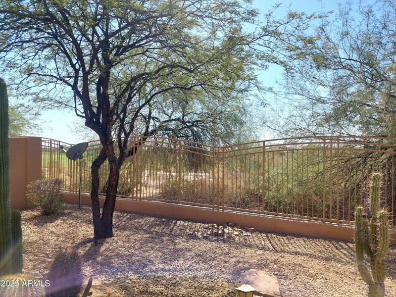 1026 golf course view