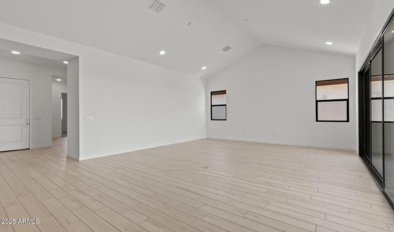 FSVV Lot #2 Great Room4 (Large)