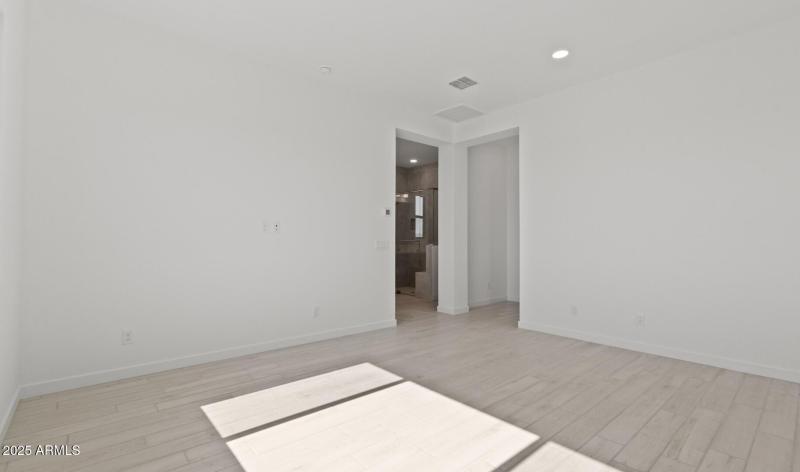 FSVV Lot #2 Primary Suite2 (Large)