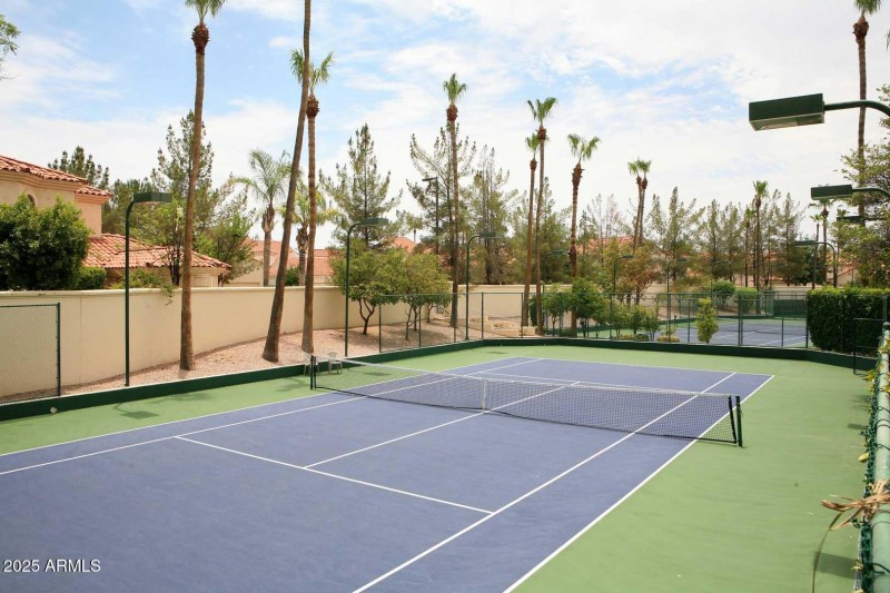 Val Vista Lakes-Lighted Tennis Courts