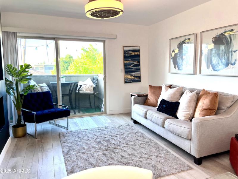 effc1c0c-0055-4cee-8f93-37d5996edfec