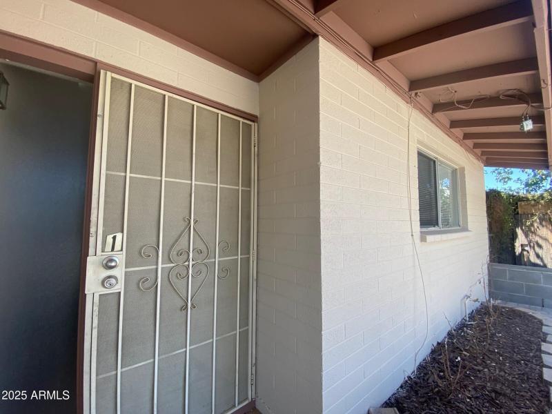 Exterior 11