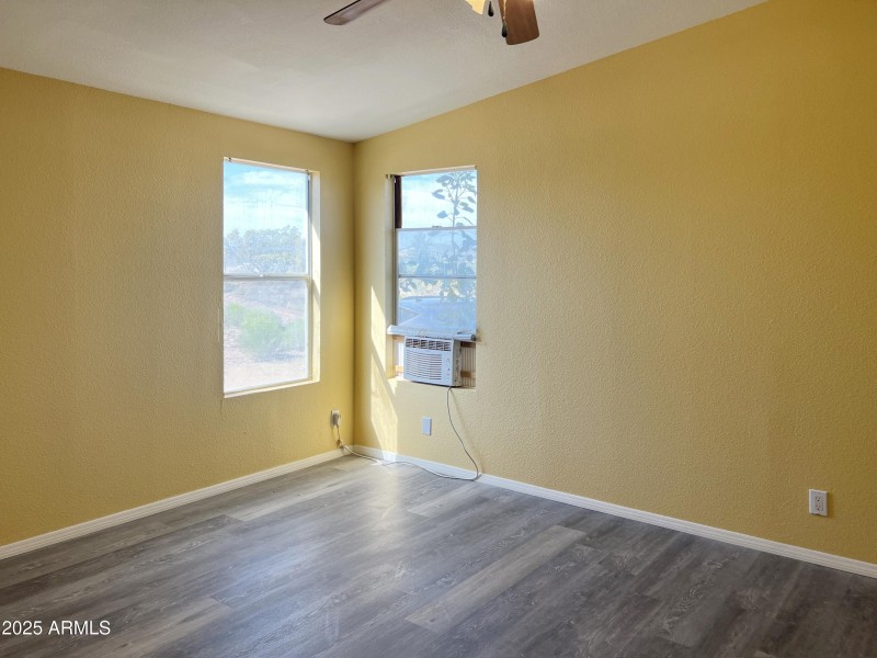 Interior00004