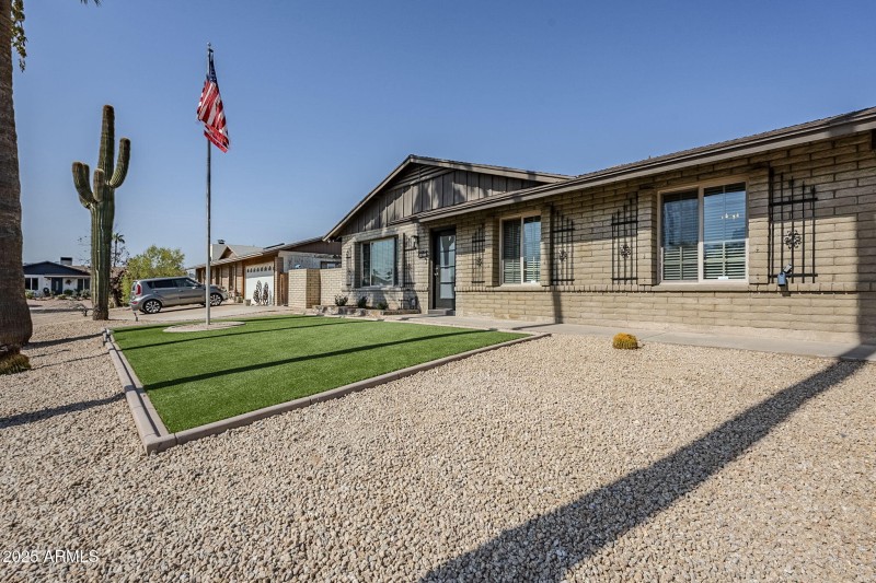 4-web-or-mls-37th-4